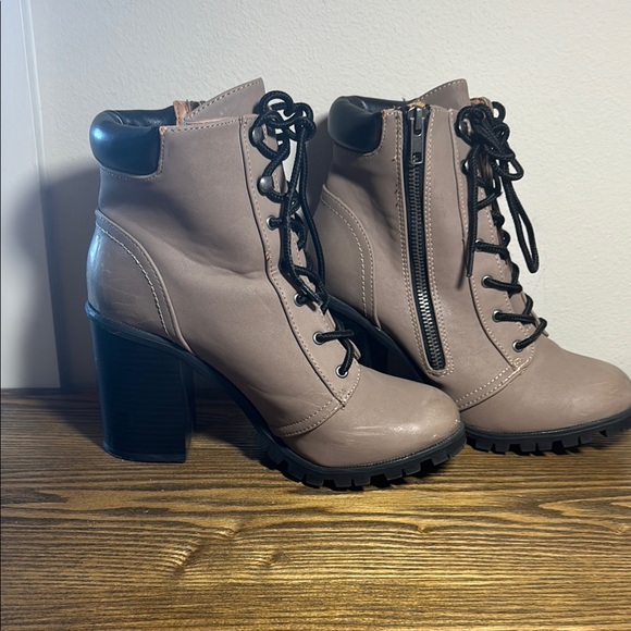 Tan Lace Up Boots with Black Accents - Picture 1 of 5